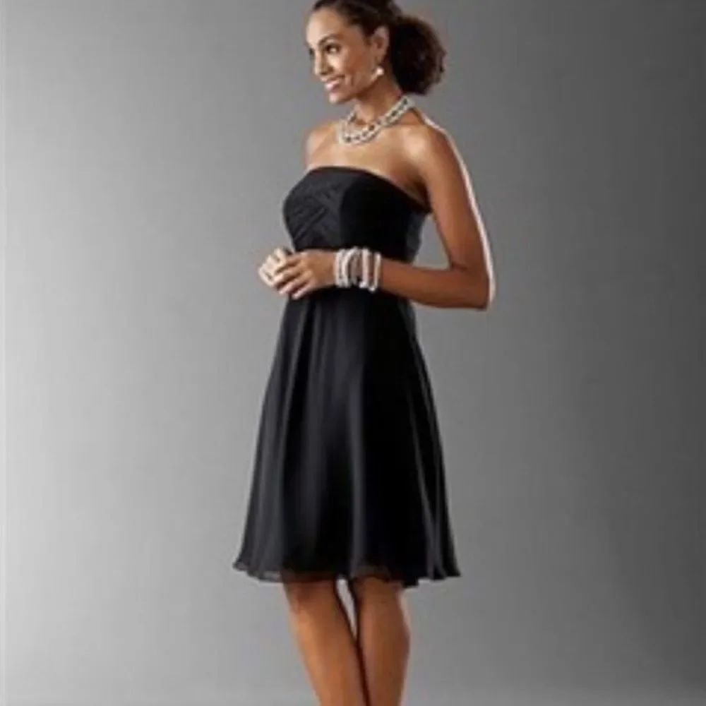 ✨ WHITE HOUSE BLACK MARKET 100% Silk Black Strapless Hidden Back Zipper Dress✨